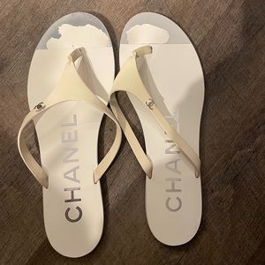 White CHANEL size 8 flip flops